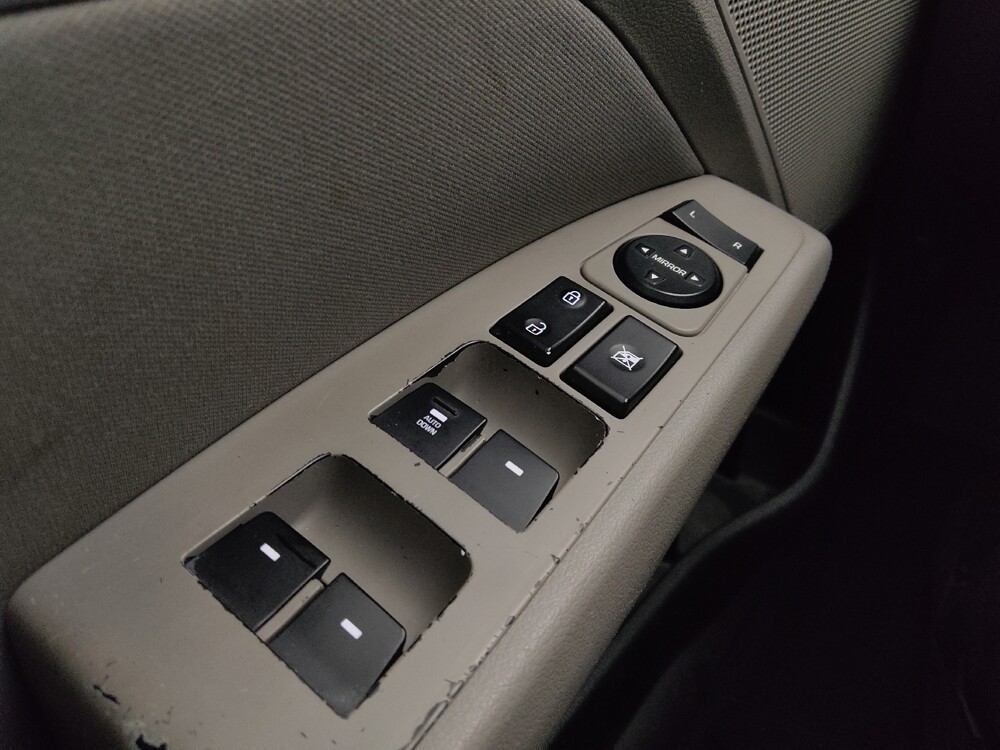 2017 Hyundai Elantra in St. Louis, MO 63125 - 18091678 27