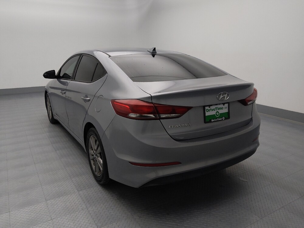 2017 Hyundai Elantra in St. Louis, MO 63125 - 18091678 5