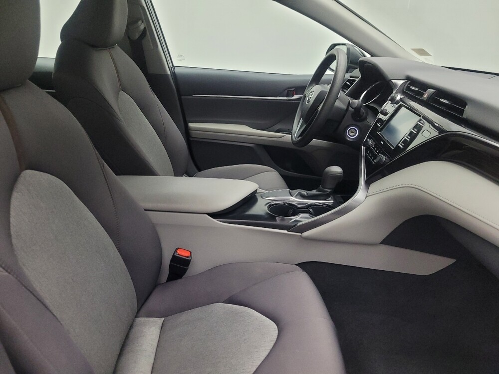 2020 Toyota Camry in Lombard, IL 60148 - 18091679 21