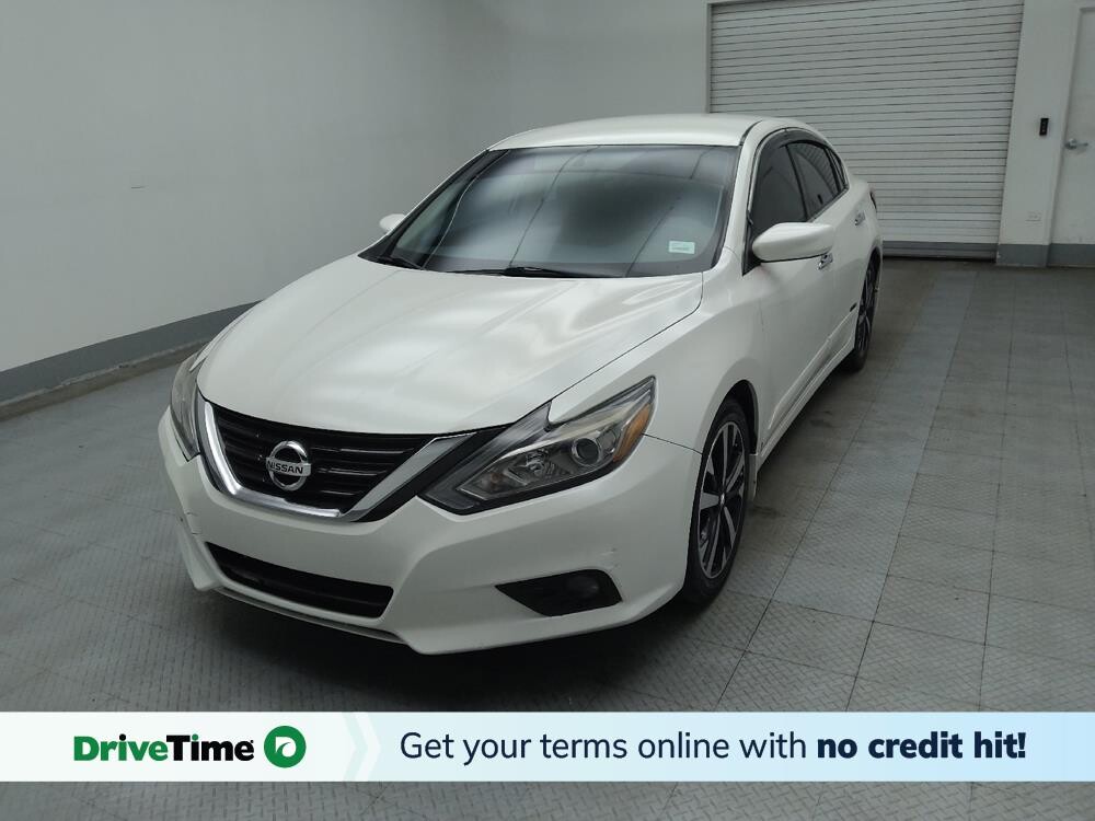2018 Nissan Altima in Lombard, IL 60148 - 18091682
