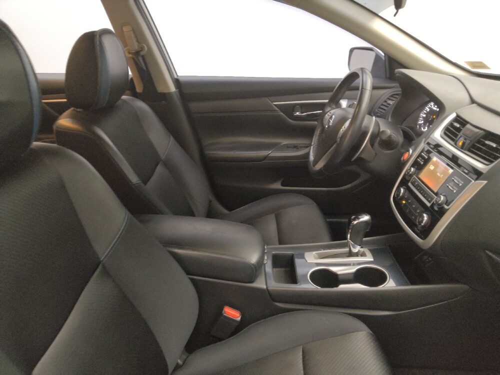 2018 Nissan Altima in Lombard, IL 60148 - 18091682 21