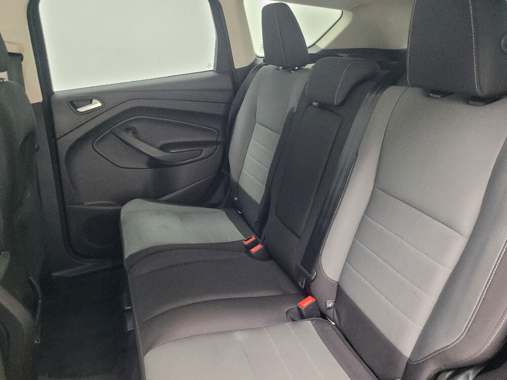 2016 Ford Escape in Mishawaka, IN 46545 - 18091685 18