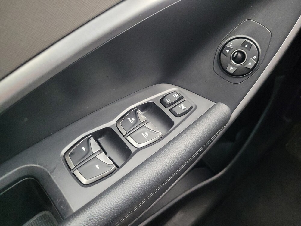 2017 Hyundai Santa Fe in Peoria, IL 61615 - 18091686 27