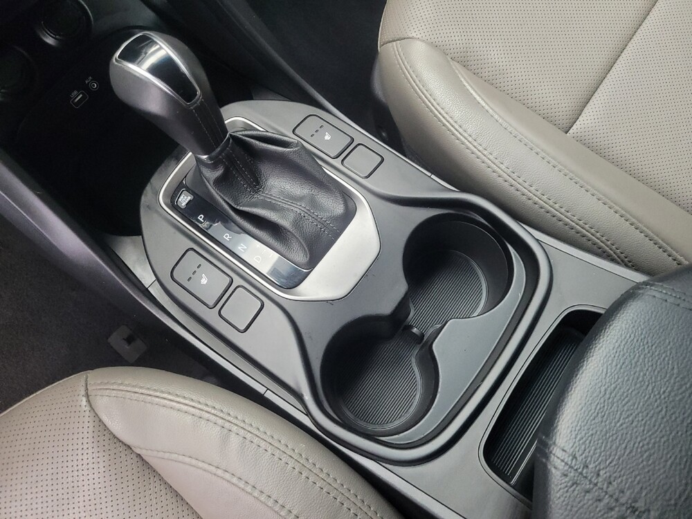 2017 Hyundai Santa Fe in Peoria, IL 61615 - 18091686 26