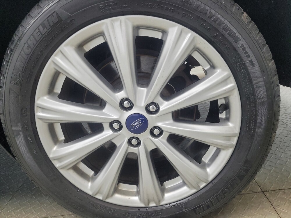 2017 Ford Escape in Indianapolis, IN 46219 - 18091687 31