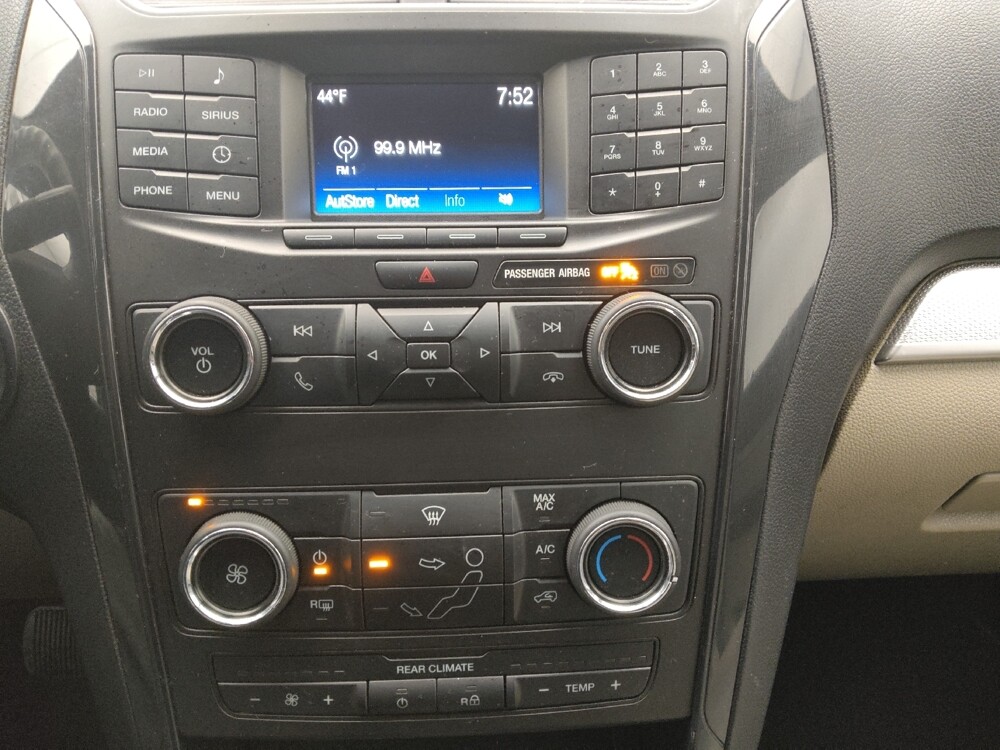 2018 Ford Explorer in St. Louis, MO 63136 - 18091694 25