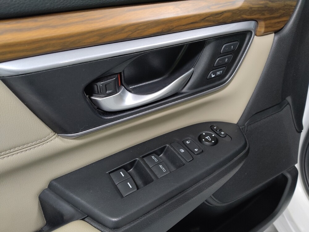 2017 Honda CR-V in Columbus, OH 43231 - 18091695 27