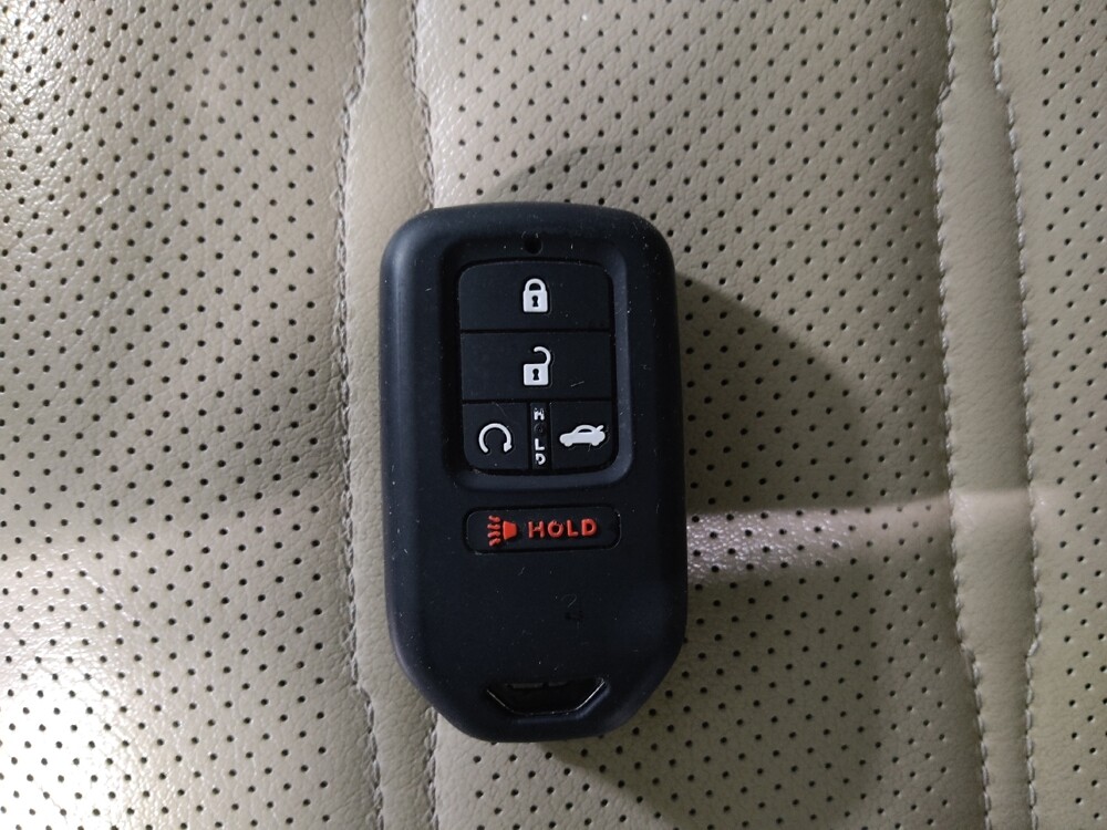 2017 Honda CR-V in Columbus, OH 43231 - 18091695 32