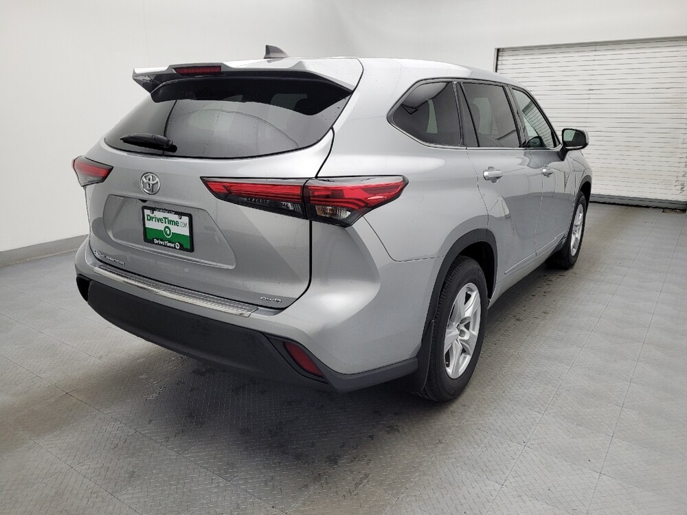 2022 Toyota Highlander in Greenville, NC 27834 - 18091698 9