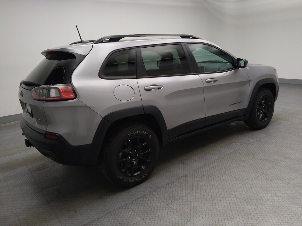 2022 Jeep Cherokee in Peoria, IL 61615 - 18091700 10