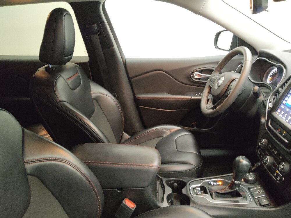 2022 Jeep Cherokee in Peoria, IL 61615 - 18091700 21