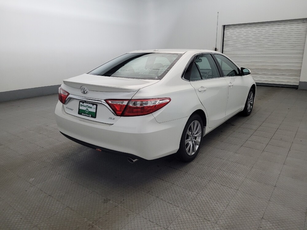 2016 Toyota Camry in Glen Burnie, MD 21061 - 18091720 9