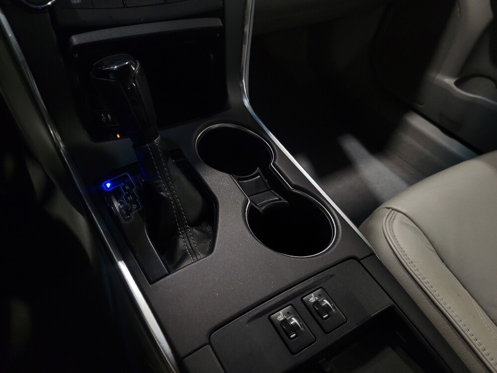 2016 Toyota Camry in Glen Burnie, MD 21061 - 18091720 26