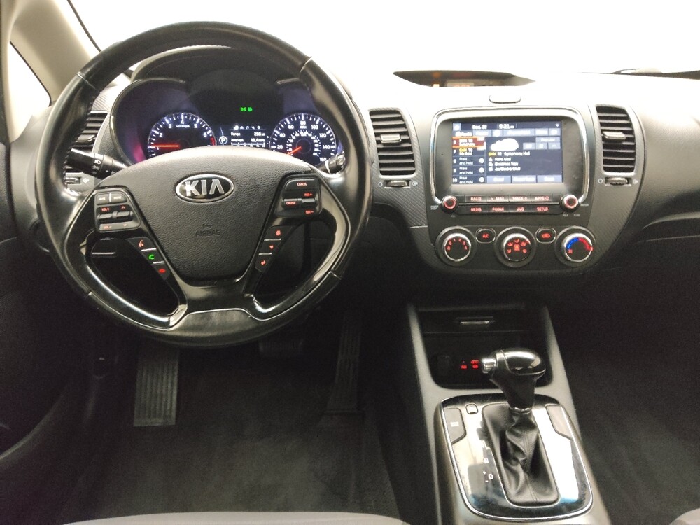 2018 Kia Forte in Lombard, IL 60148 - 18091722 22
