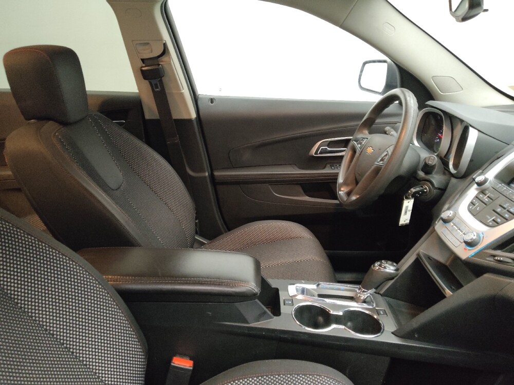 2017 Chevrolet Equinox in Midlothian, IL 60445 - 18091725 21