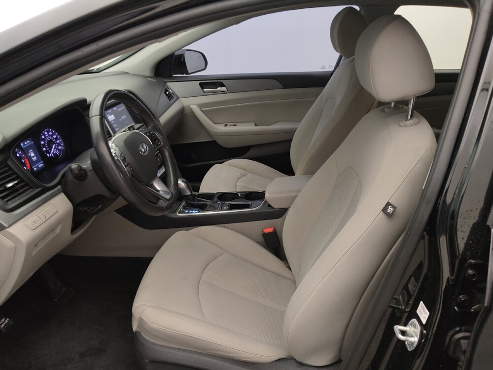 2018 Hyundai Sonata in Houston, TX 77034 - 18091736 17
