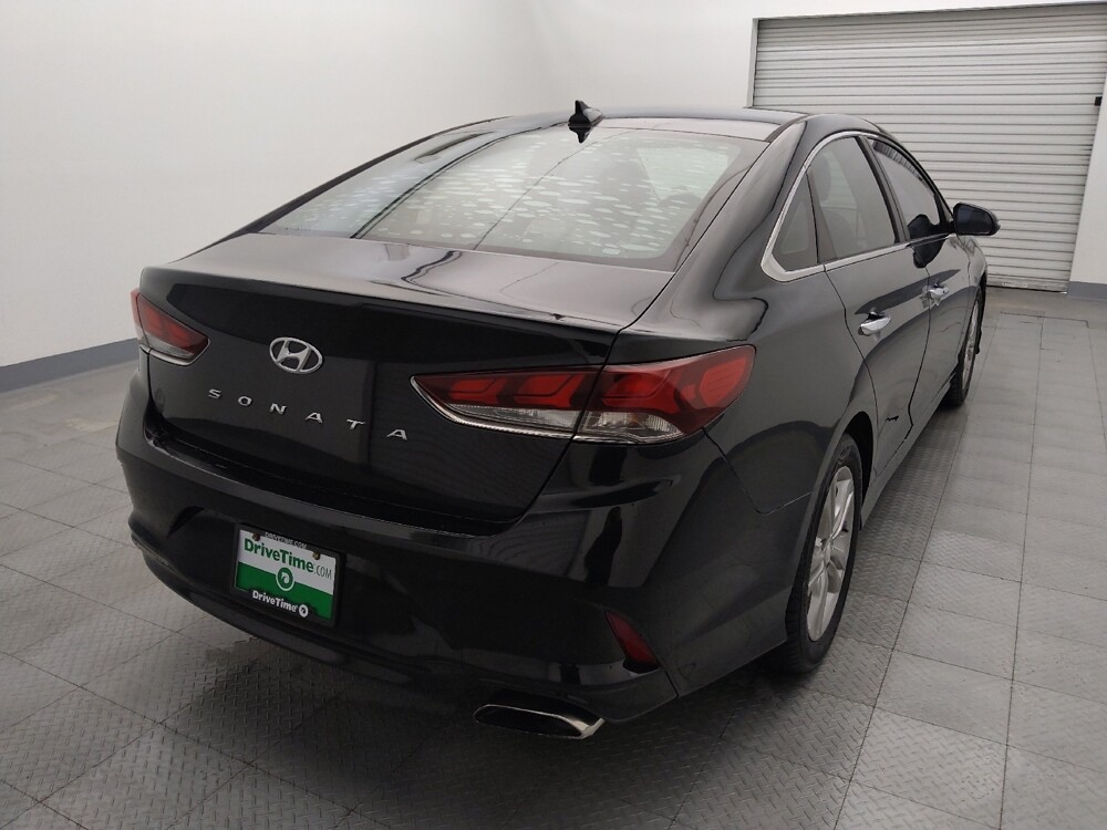 2018 Hyundai Sonata in Houston, TX 77034 - 18091736 7