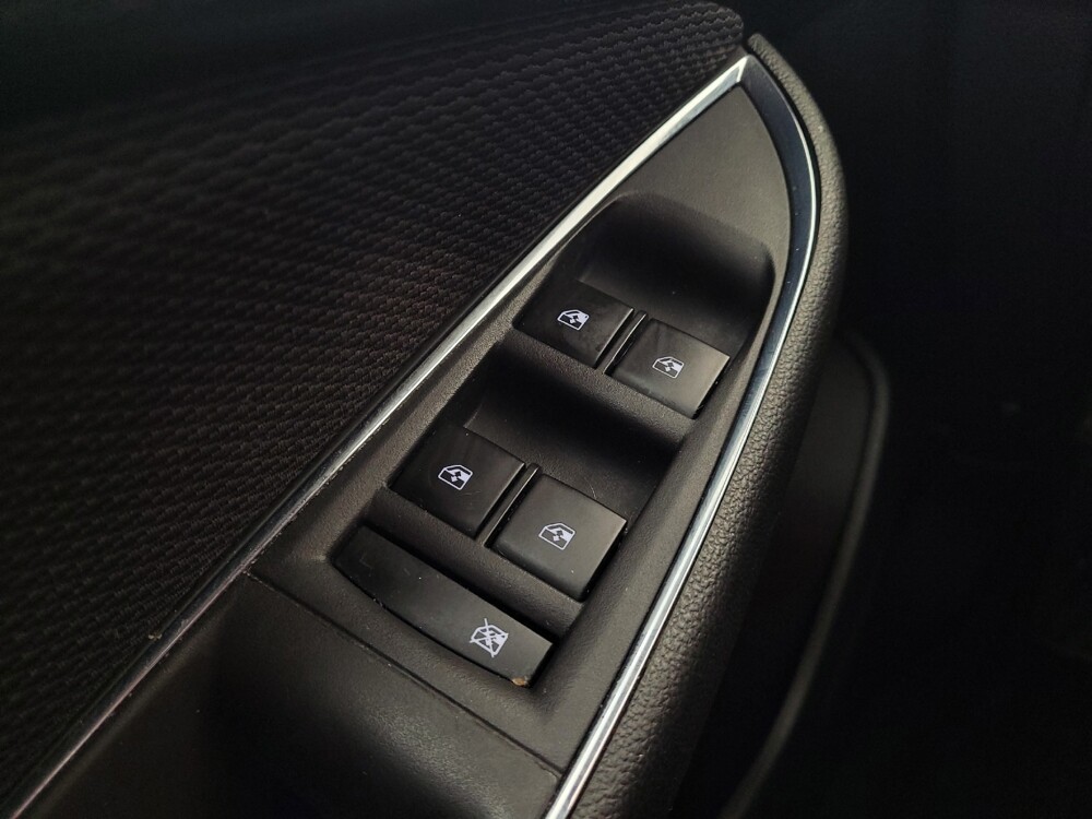 2017 Chevrolet Cruze in Miamisburg, OH 45342 - 18091740 27