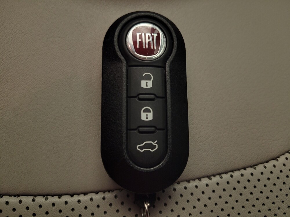 2019 FIAT 500L in Miamisburg, OH 45342 - 18091747 32