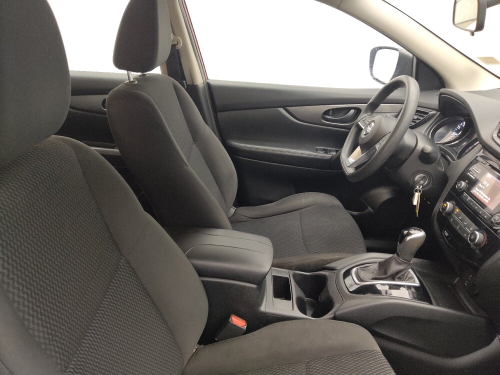 2018 Nissan Rogue Sport in Greenville, NC 27834 - 18091750 21