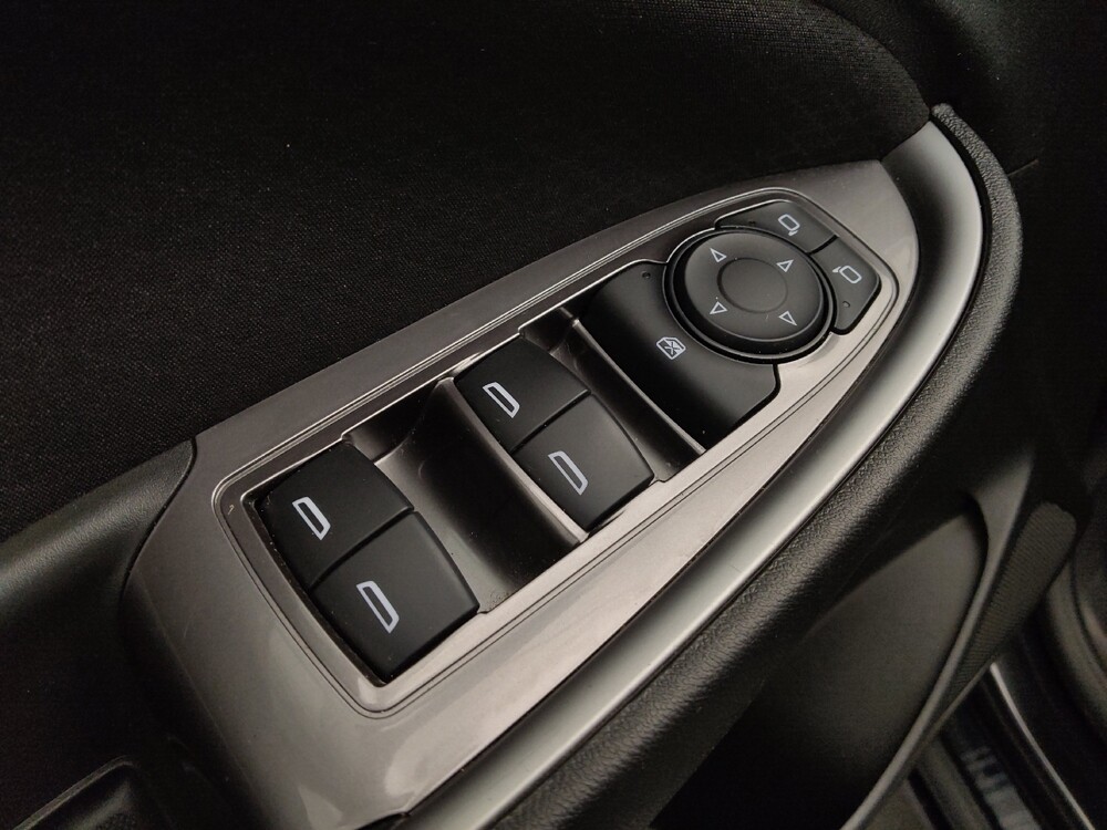 2019 Chevrolet Malibu in Denver, CO 80012 - 18091759 27