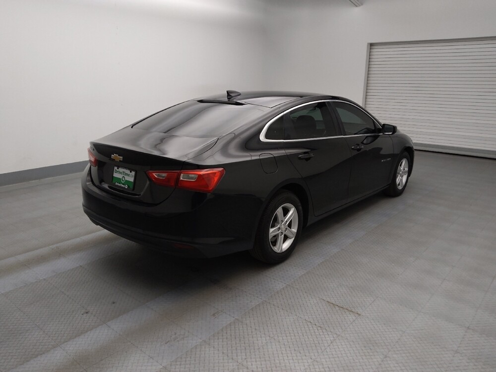 2019 Chevrolet Malibu in Denver, CO 80012 - 18091759 9