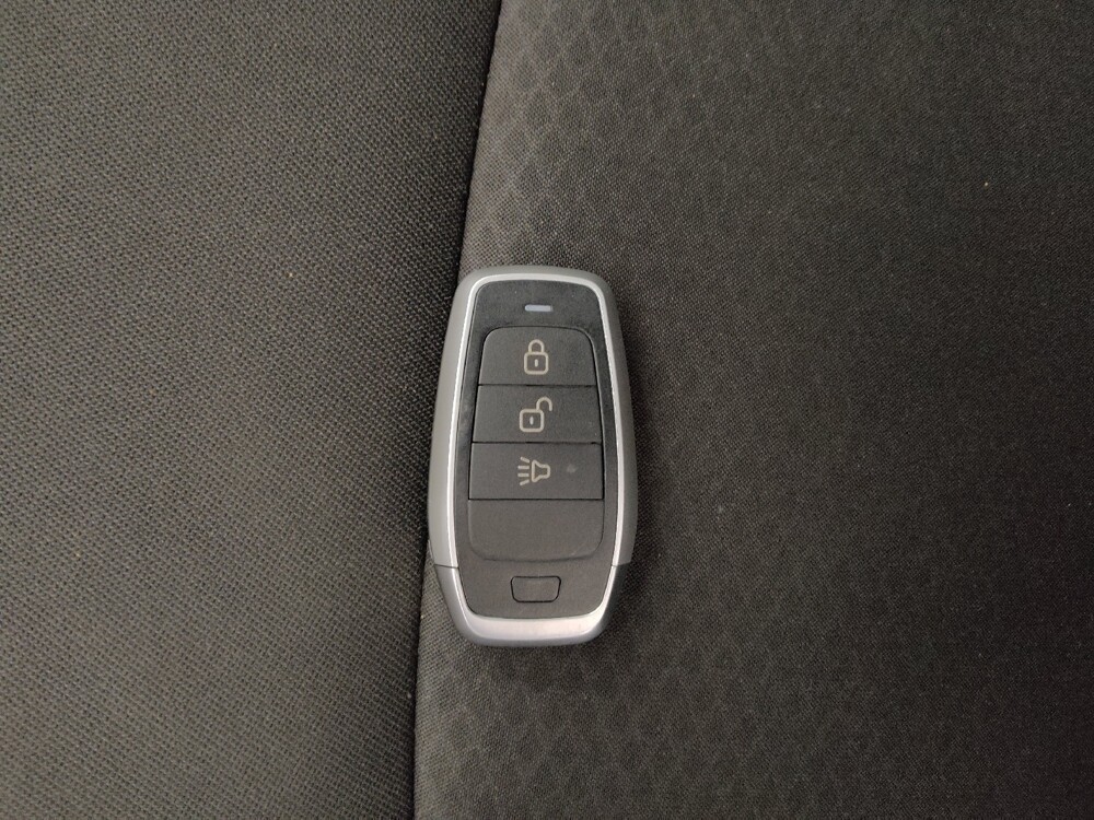 2019 Chevrolet Malibu in Denver, CO 80012 - 18091759 32