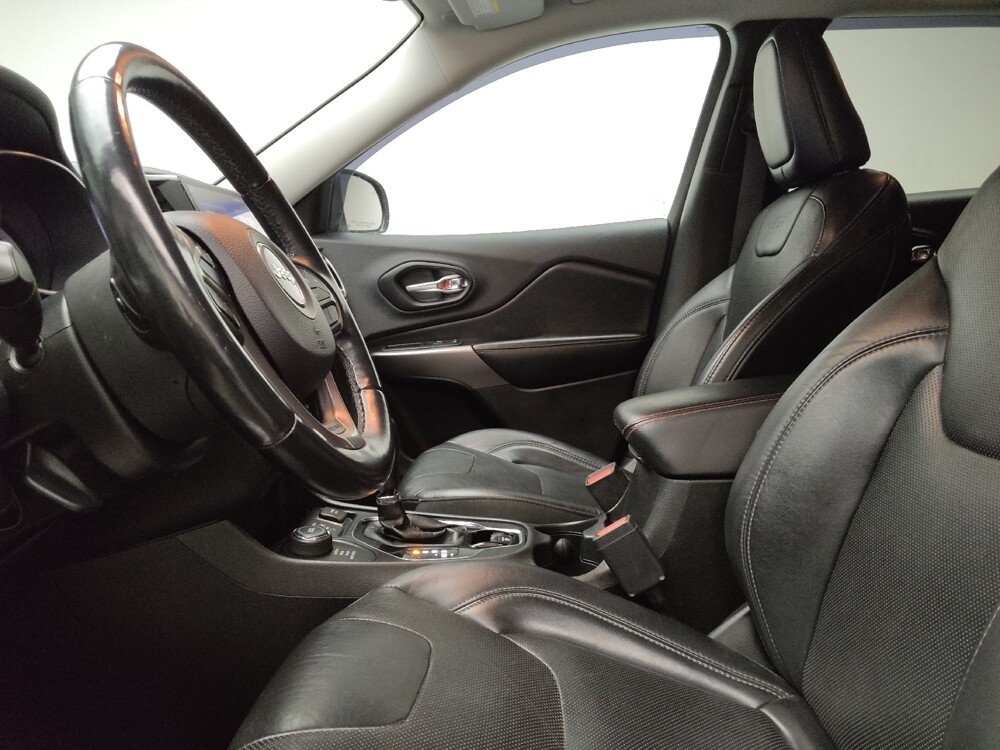 2019 Jeep Cherokee in Taylor, MI 48180 - 18091760 17