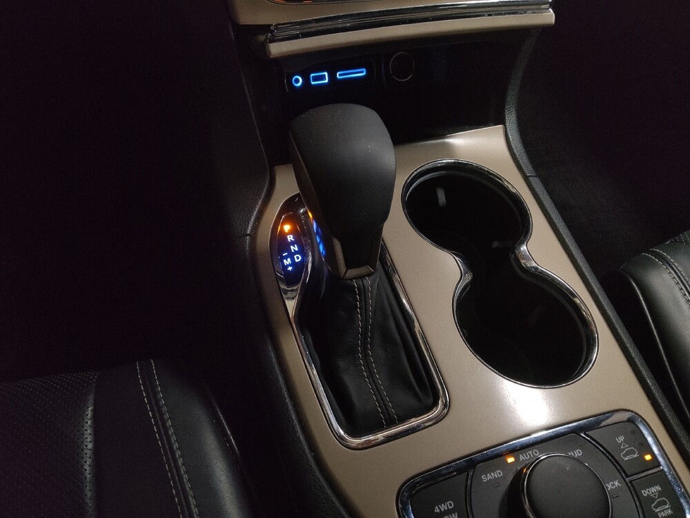 2017 Jeep Grand Cherokee in Stone Mountain, GA 30083 - 18091761 26