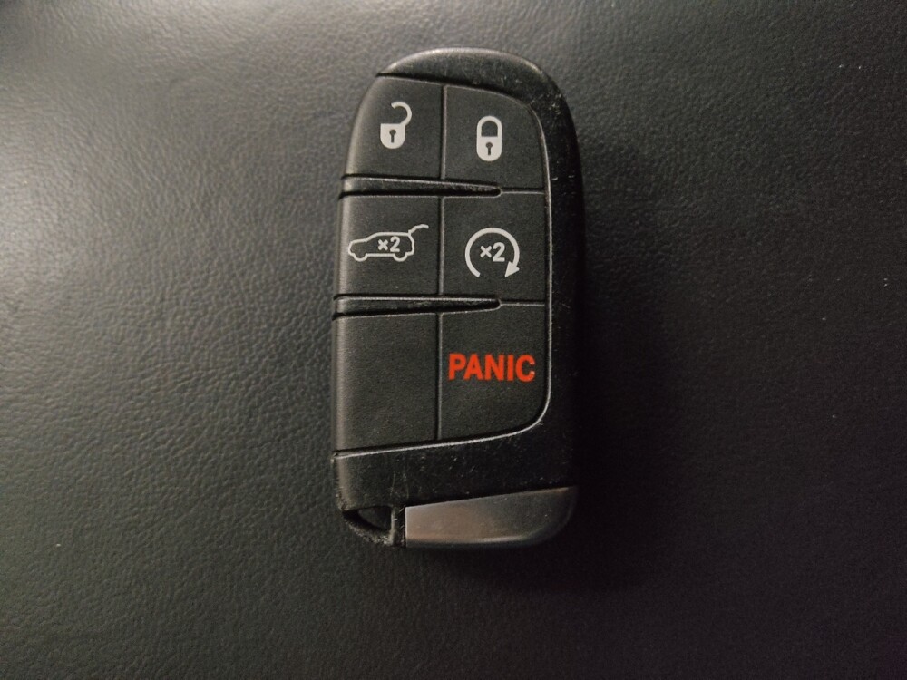 2017 Jeep Grand Cherokee in Stone Mountain, GA 30083 - 18091761 32