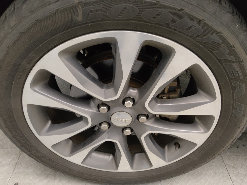 2017 Jeep Grand Cherokee in Stone Mountain, GA 30083 - 18091761 31