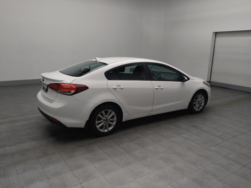 2017 Kia Forte in Birmingham, AL 35215 - 18091764 10
