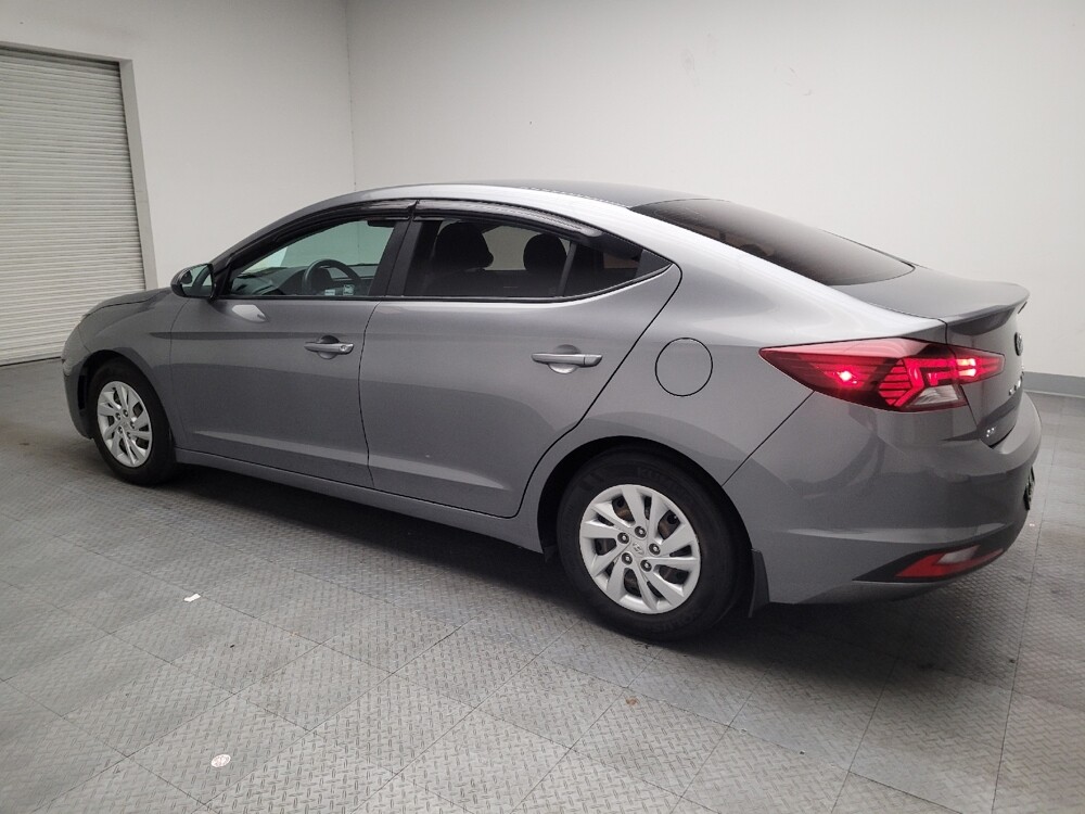 2019 Hyundai Elantra in Downey, CA 90241 - 18091768 3