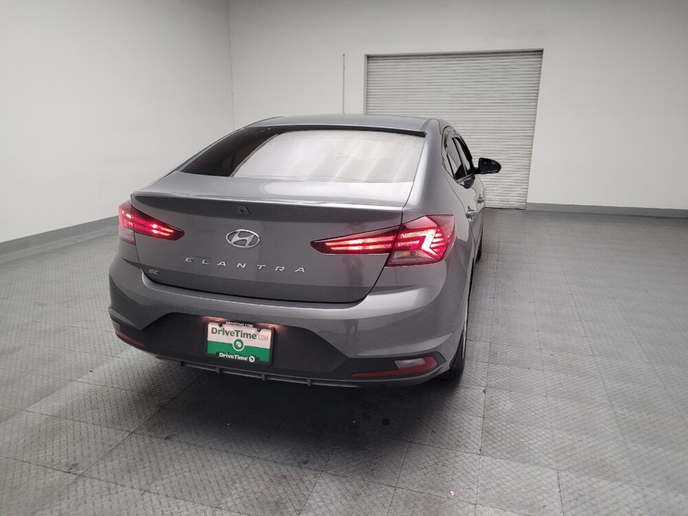 2019 Hyundai Elantra in Downey, CA 90241 - 18091768 7