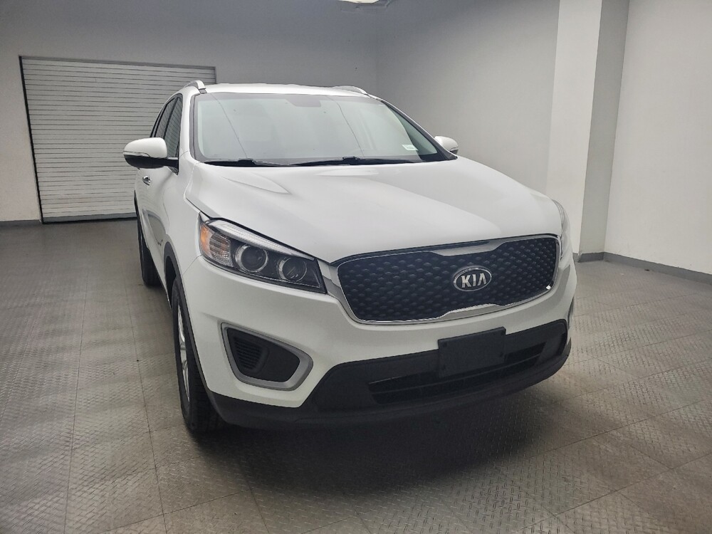 2018 Kia Sorento in Eastpointe, MI 48021 - 18091770 14