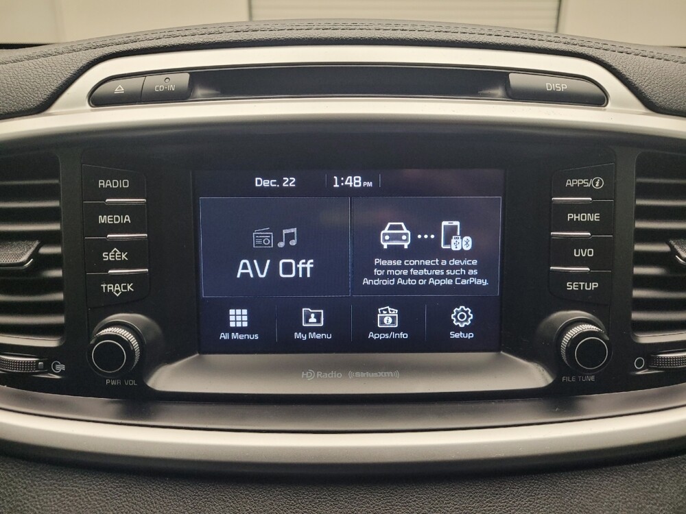 2018 Kia Sorento in Eastpointe, MI 48021 - 18091770 25