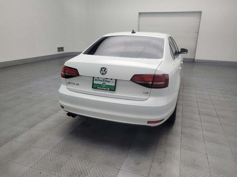 2017 Volkswagen Jetta in Morrow, GA 30260 - 18091776 7