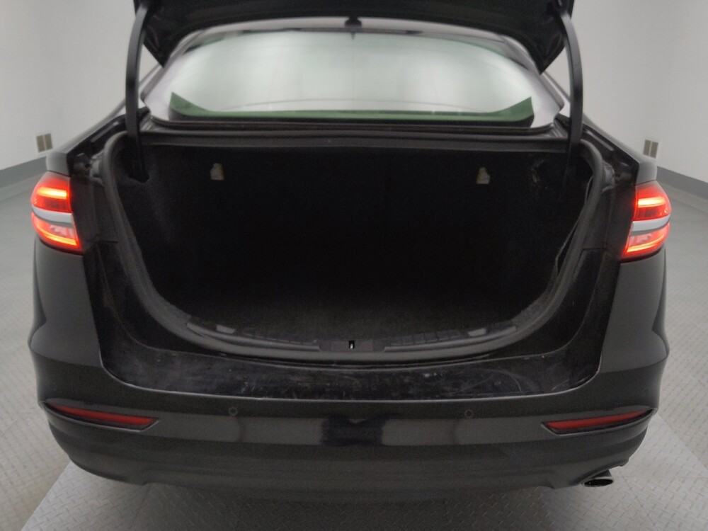 2019 Ford Fusion in Lakewood, CO 80215 - 18091780 29