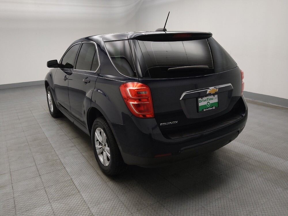 2017 Chevrolet Equinox in Peoria, IL 61615 - 18091784 5