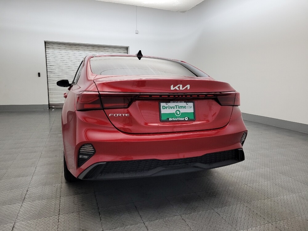 2022 Kia Forte in Phoenix, AZ 85015 - 18091790 6