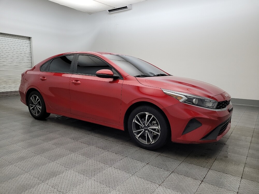 2022 Kia Forte in Phoenix, AZ 85015 - 18091790 11