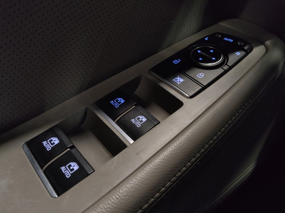 2015 Hyundai Genesis in Miami, FL 33157 - 18091793 27