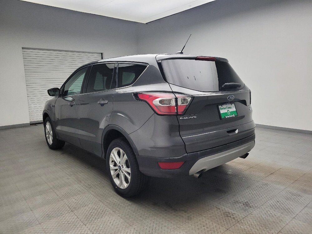 2017 Ford Escape in Taylor, MI 48180 - 18091801 5