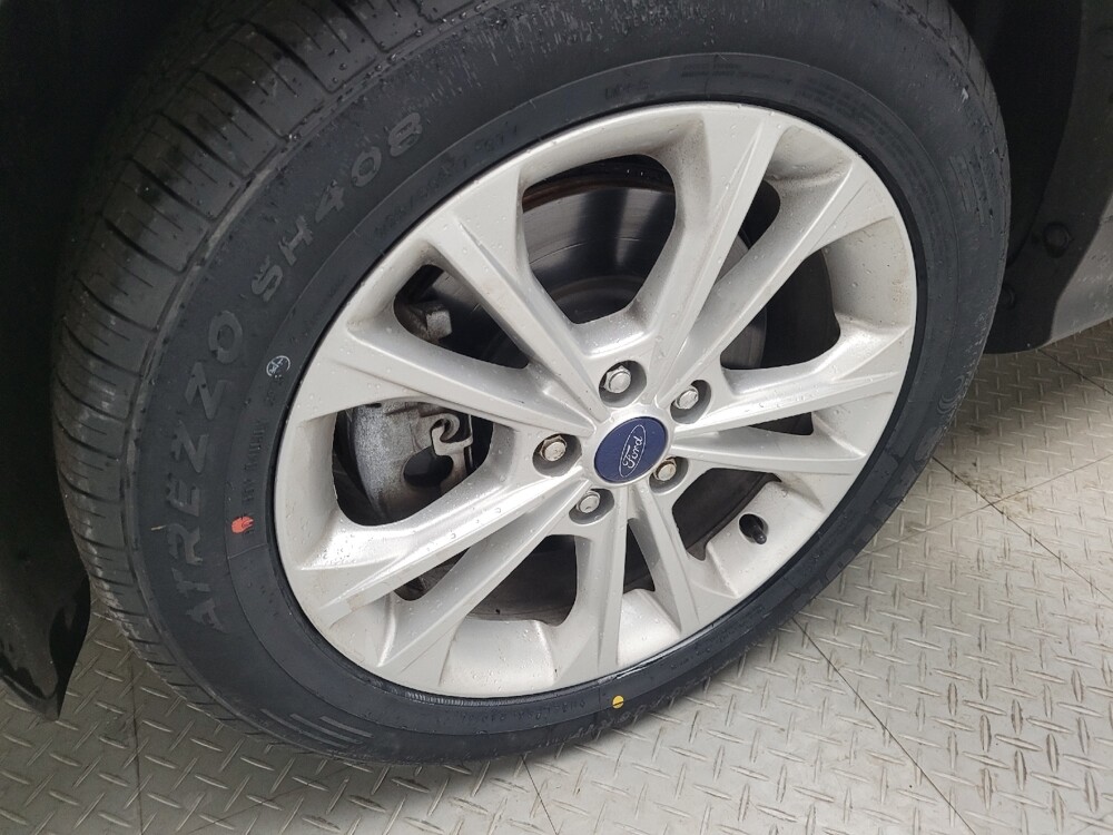 2017 Ford Escape in Taylor, MI 48180 - 18091801 31