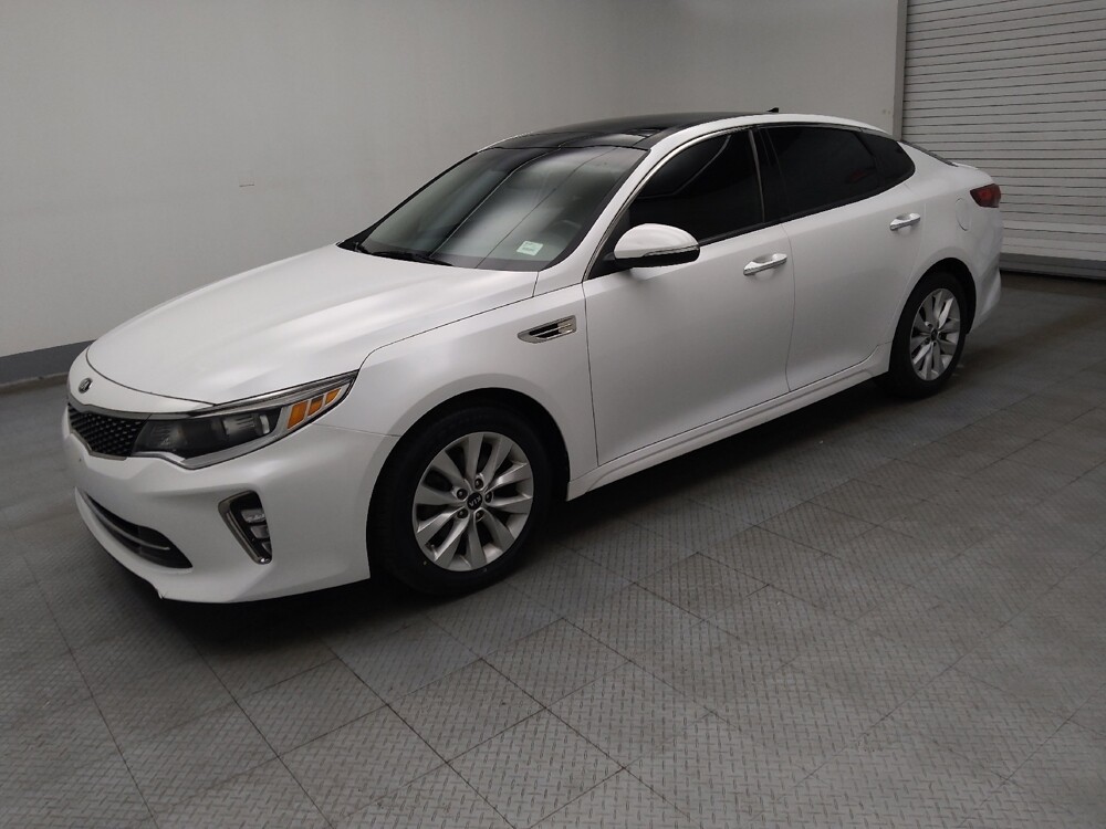 2018 Kia Optima in Lombard, IL 60148 - 18091804 2