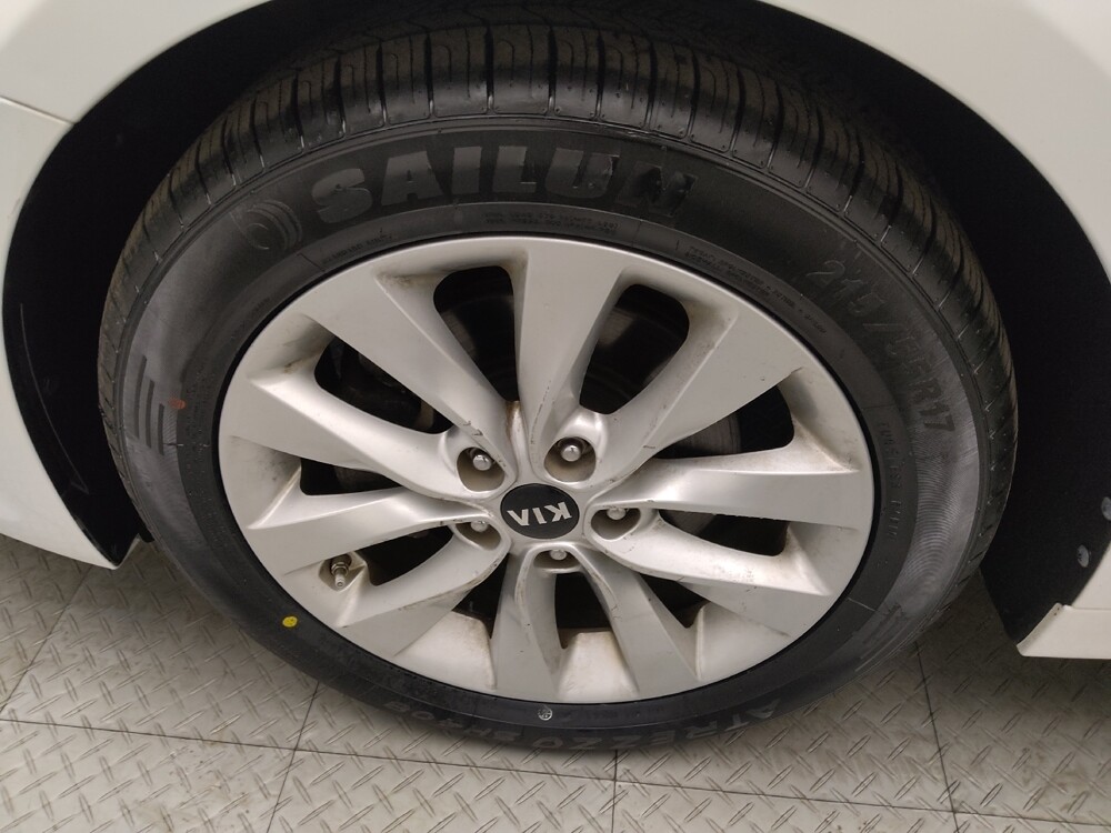 2018 Kia Optima in Lombard, IL 60148 - 18091804 31