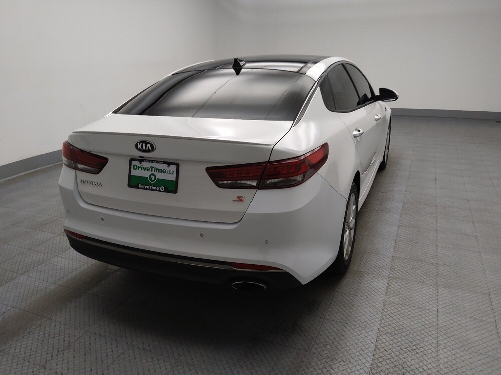 2018 Kia Optima in Lombard, IL 60148 - 18091804 9