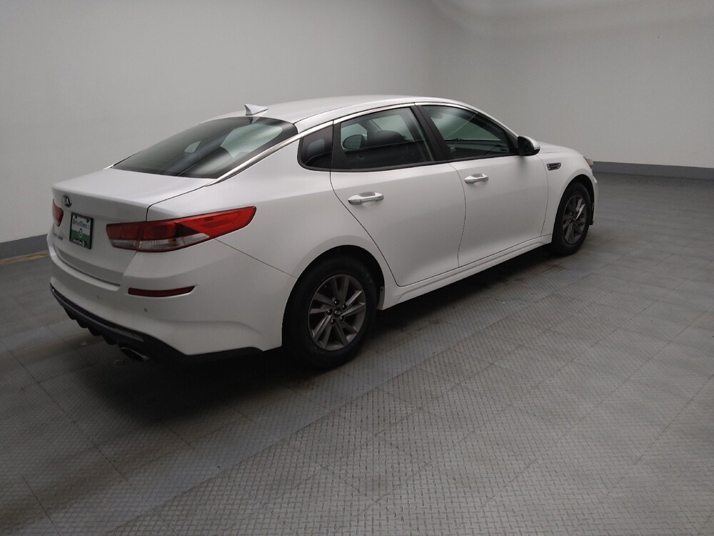 2020 Kia Optima in Lombard, IL 60148 - 18091805 10