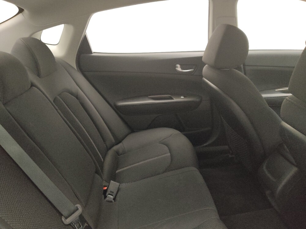 2020 Kia Optima in Lombard, IL 60148 - 18091805 19