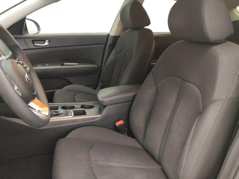 2019 Kia Optima in Jacksonville, FL 32225 - 18091806 17